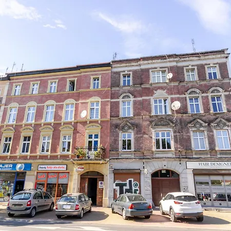 Daire Industrial Brick Style By Bookinghost Gliwice